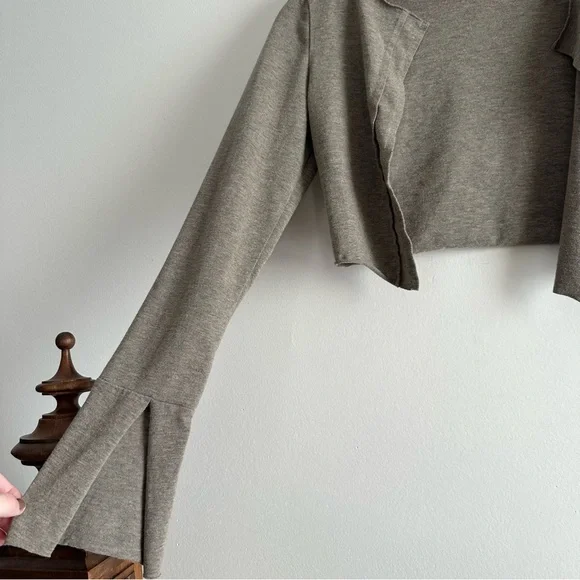 Y2K Cropped Flare Sleeve Open Front Cardigan - Picture 2 of 7